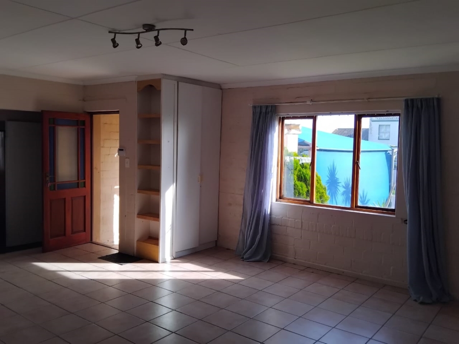 3 Bedroom Property for Sale in Country Club Western Cape